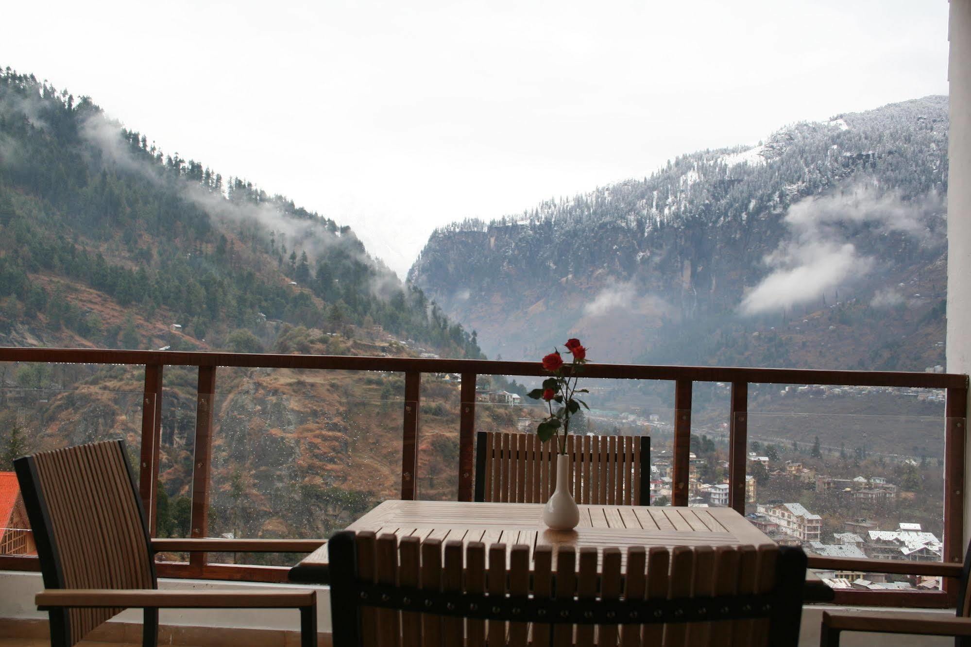 Apple Country Resorts- A Vegetarian Place Manāli Exterior foto